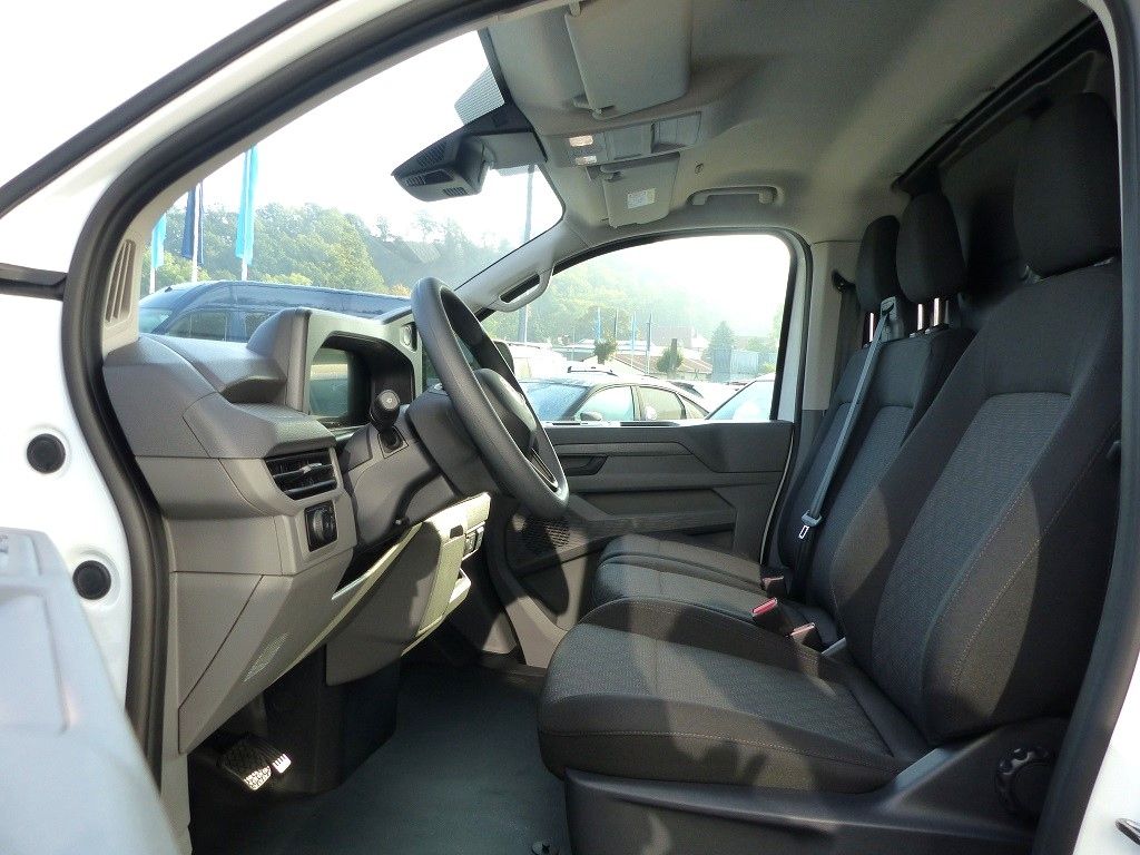 Volkswagen T7 Transporter 2025