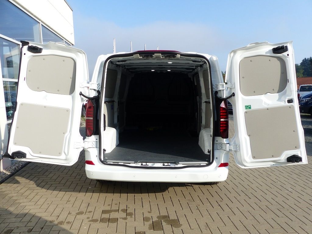 Volkswagen T7 Transporter 2025