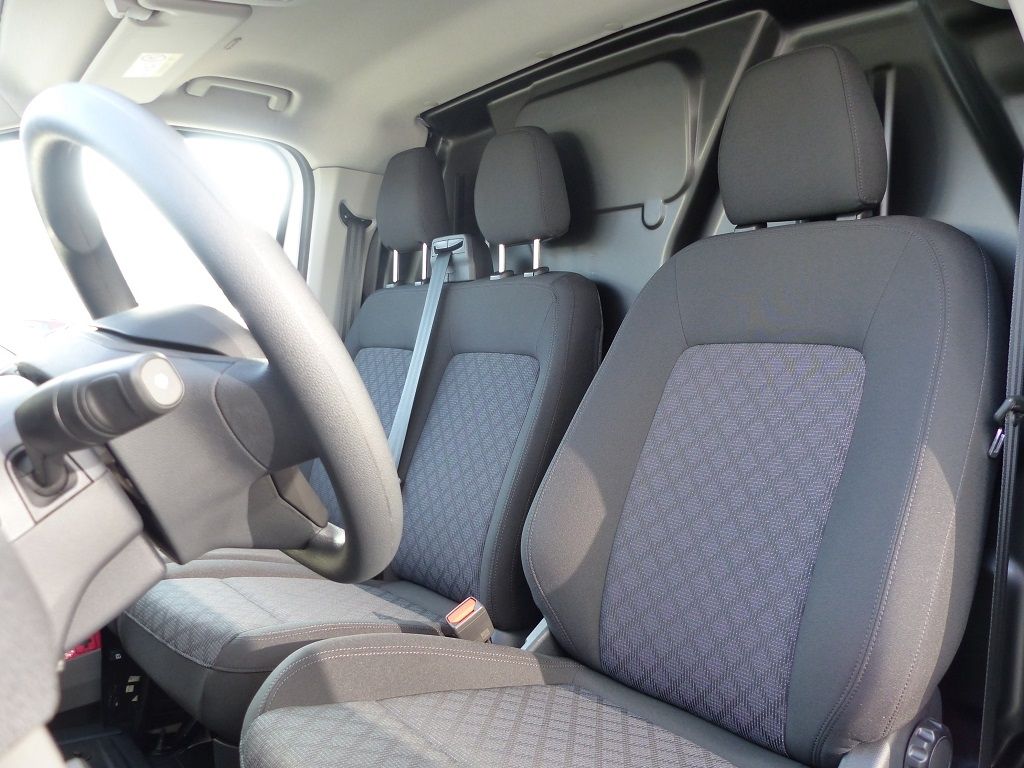 Volkswagen T7 Transporter 2025