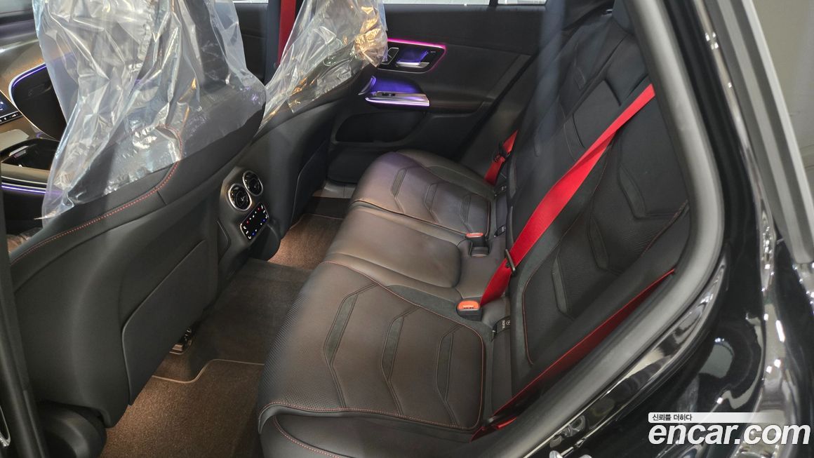 Mercedes-Benz GLC-Class 2025