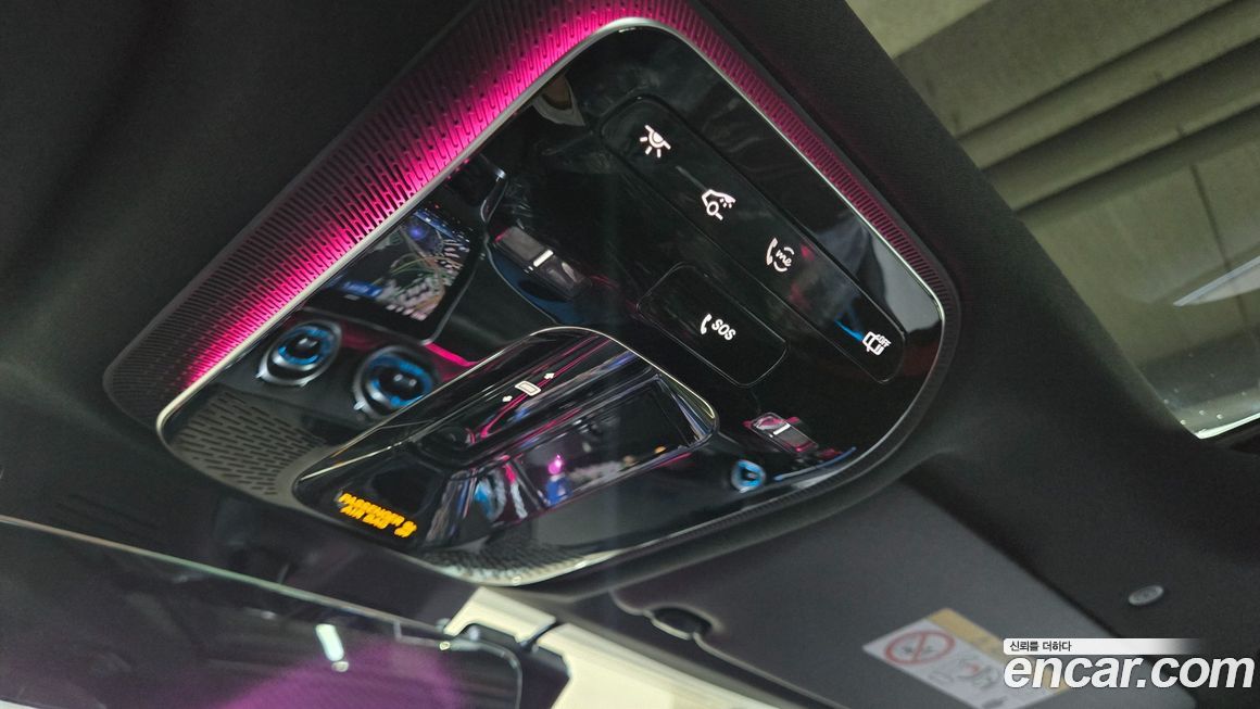 Mercedes-Benz GLC-Class 2025