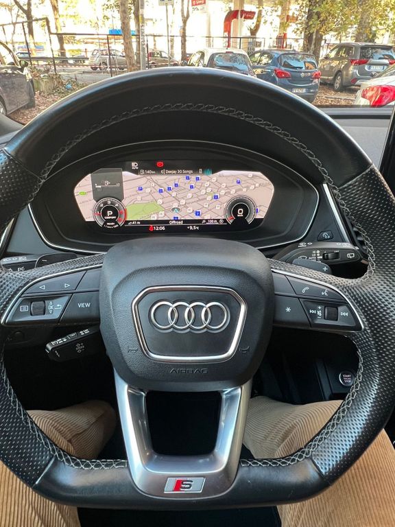 Audi Q5 2022