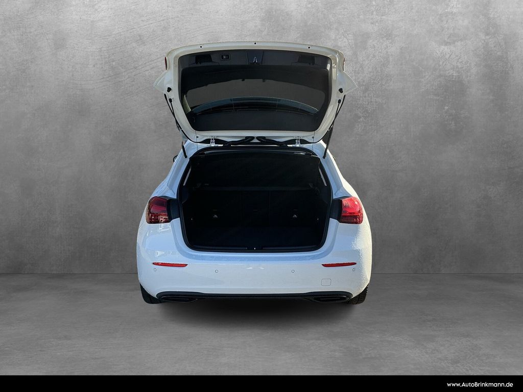 Mercedes-Benz A 200 2025