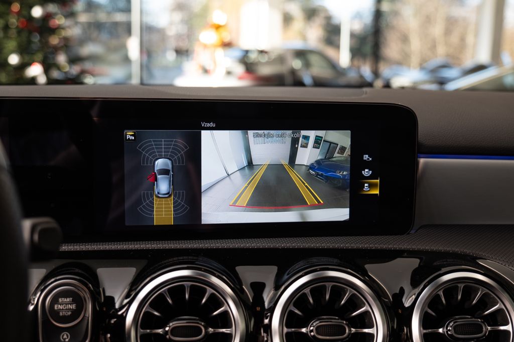 Mercedes-Benz A 200 2023