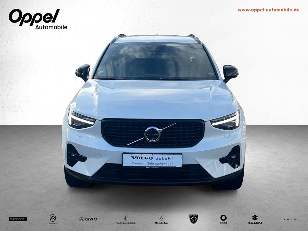 Volvo XC40 2024