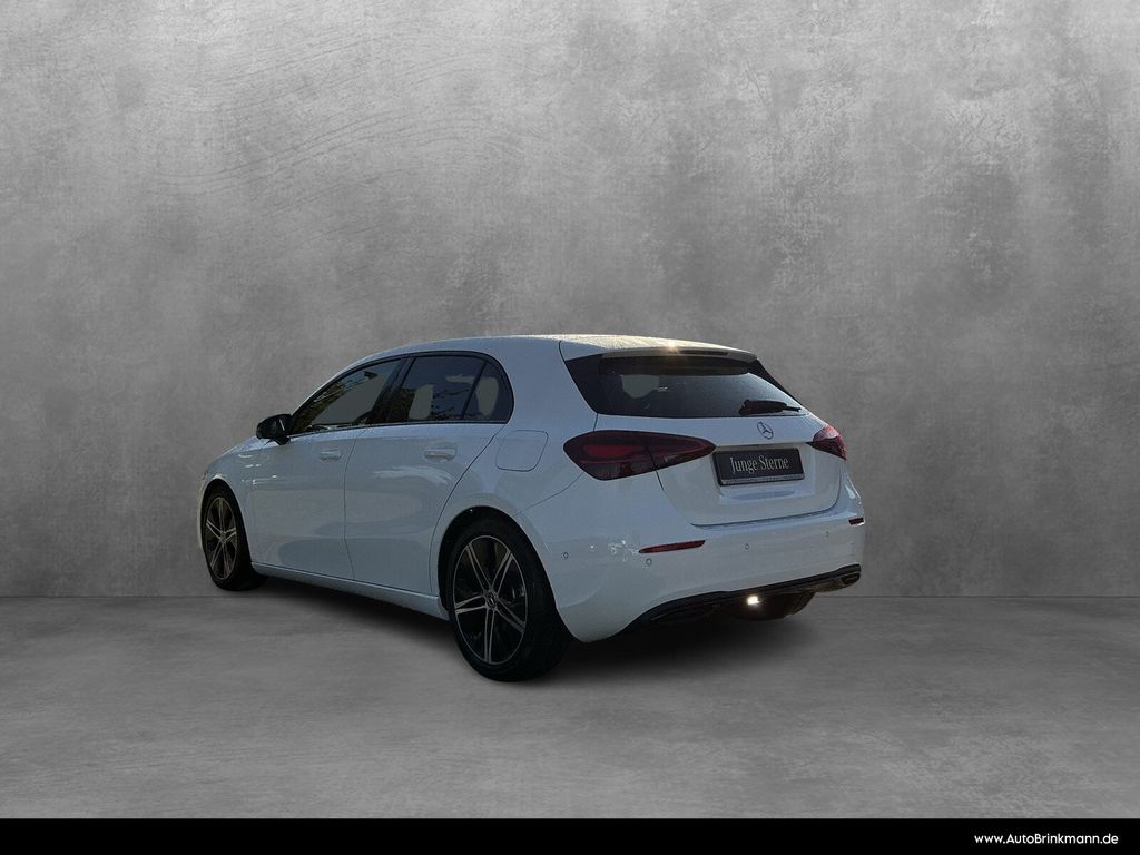 Mercedes-Benz A 200 2025