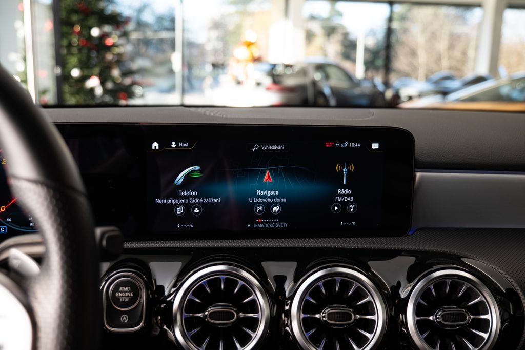 Mercedes-Benz A 200 2023