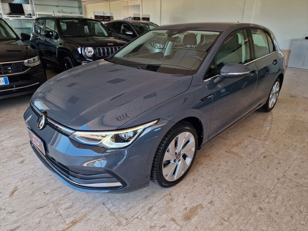 Volkswagen Golf 2021