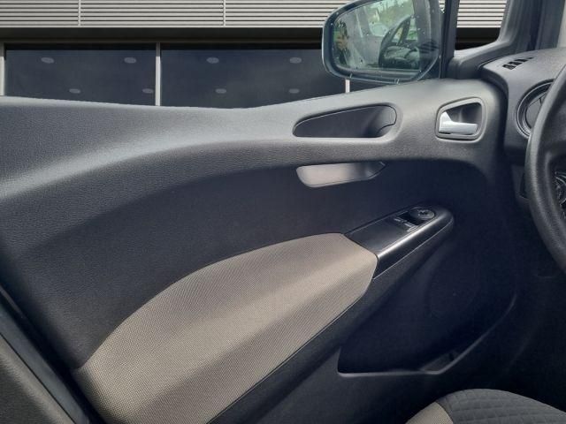 Ford Tourneo Courier 2021