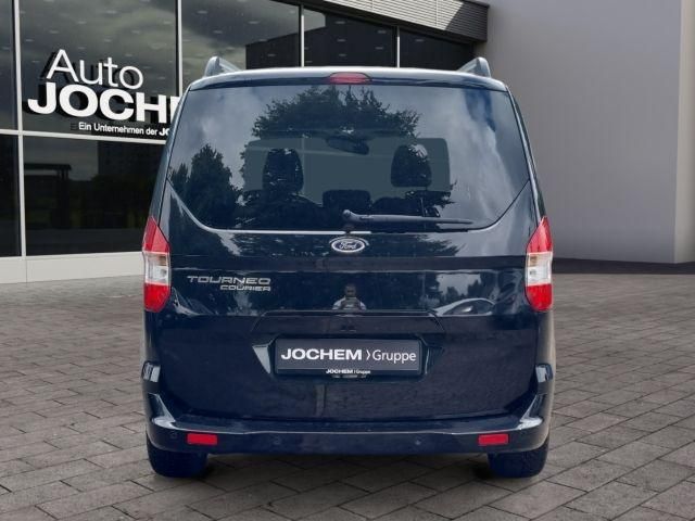 Ford Tourneo Courier 2021