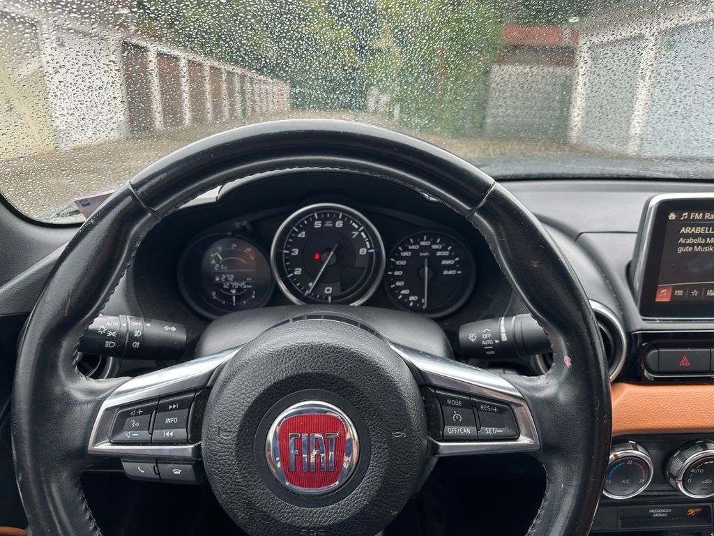 Fiat 124 Spider 2017