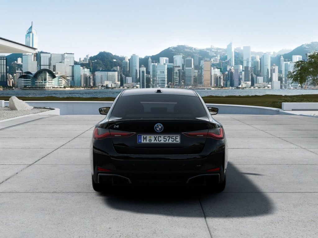 BMW i4 2023