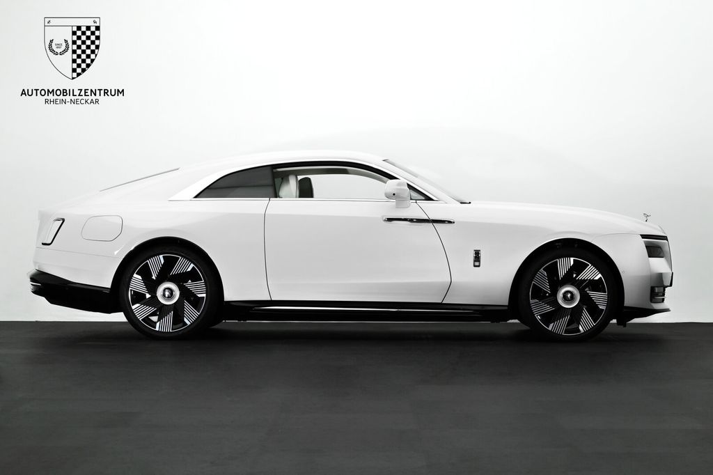 Rolls-Royce Spectre 2024
