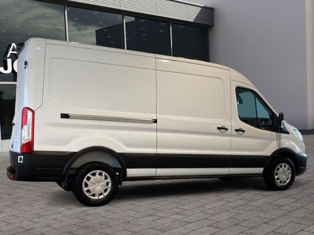 Ford Transit 2025