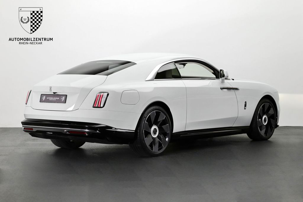 Rolls-Royce Spectre 2024