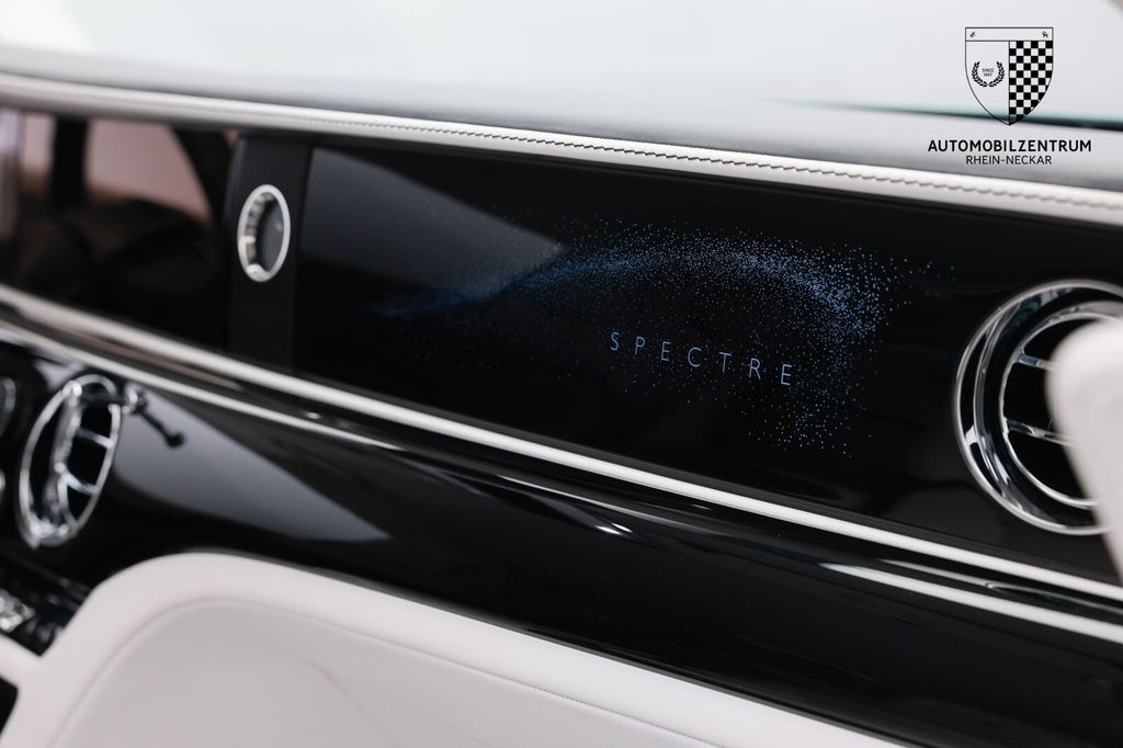 Rolls-Royce Spectre 2024