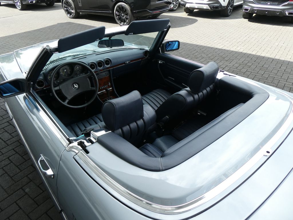 Mercedes-Benz 380 1983