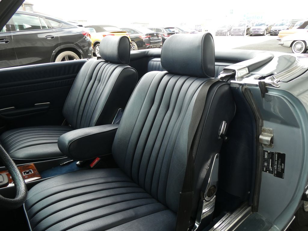 Mercedes-Benz 380 1983