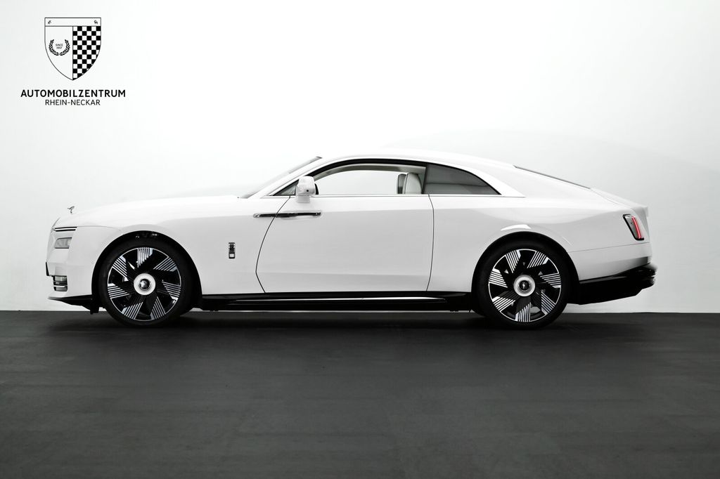 Rolls-Royce Spectre 2024