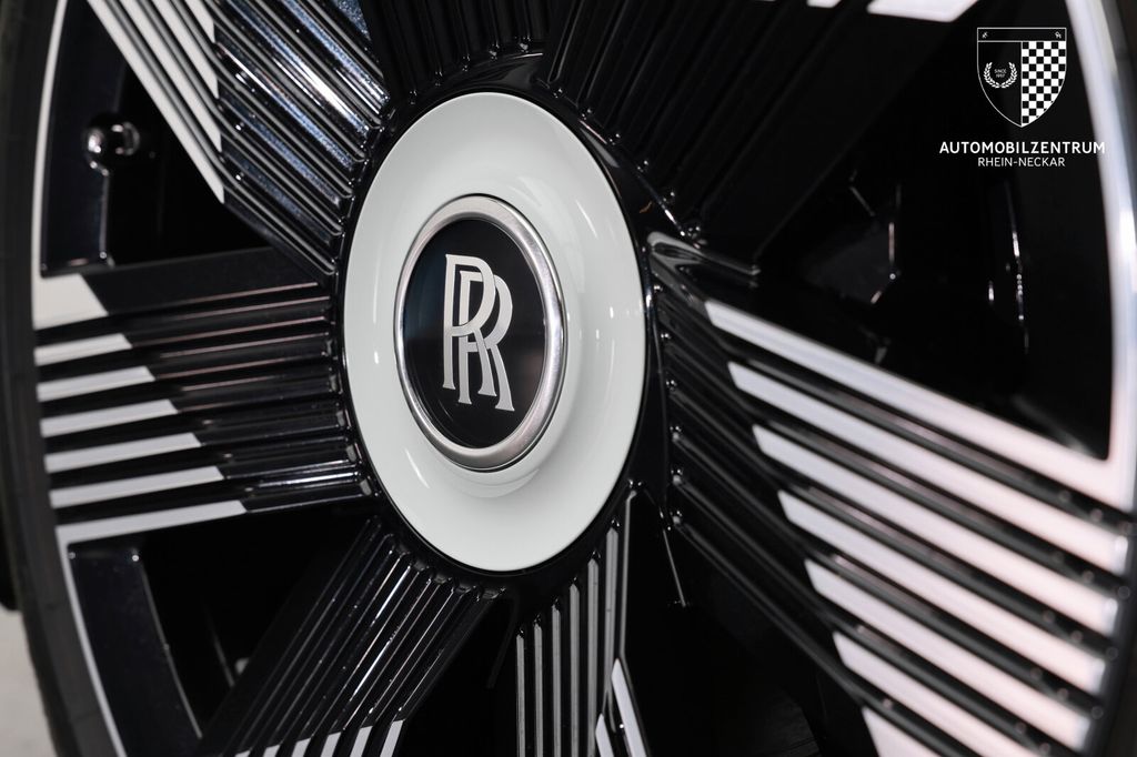 Rolls-Royce Spectre 2024