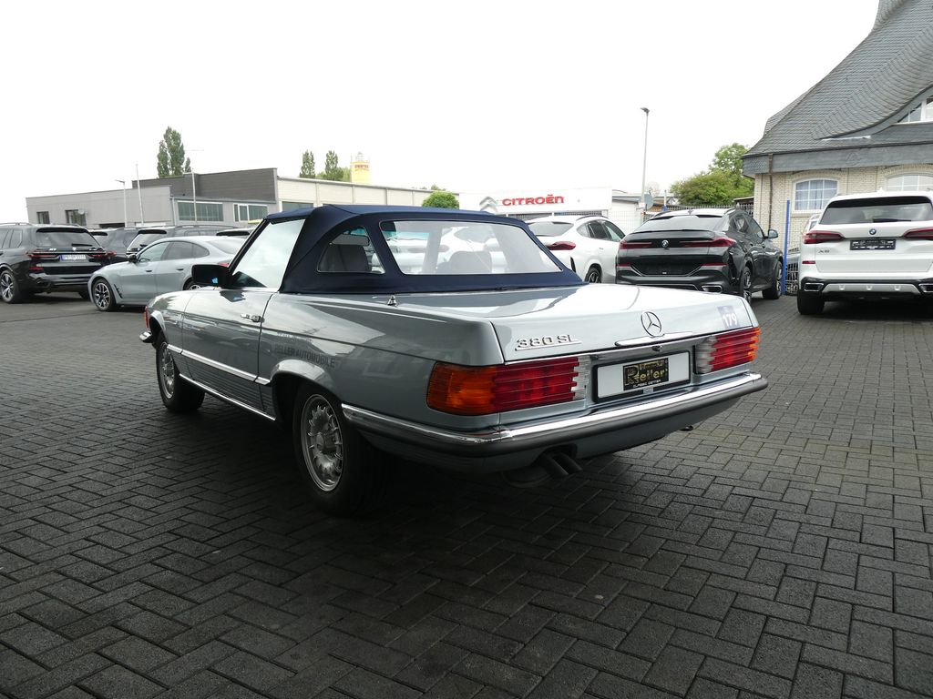 Mercedes-Benz 380 1983