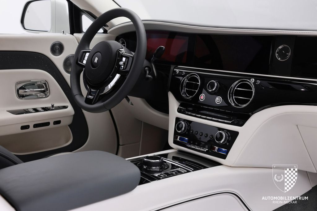 Rolls-Royce Spectre 2024