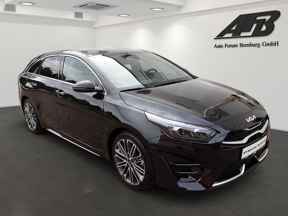 Kia pro cee'd / ProCeed 2025