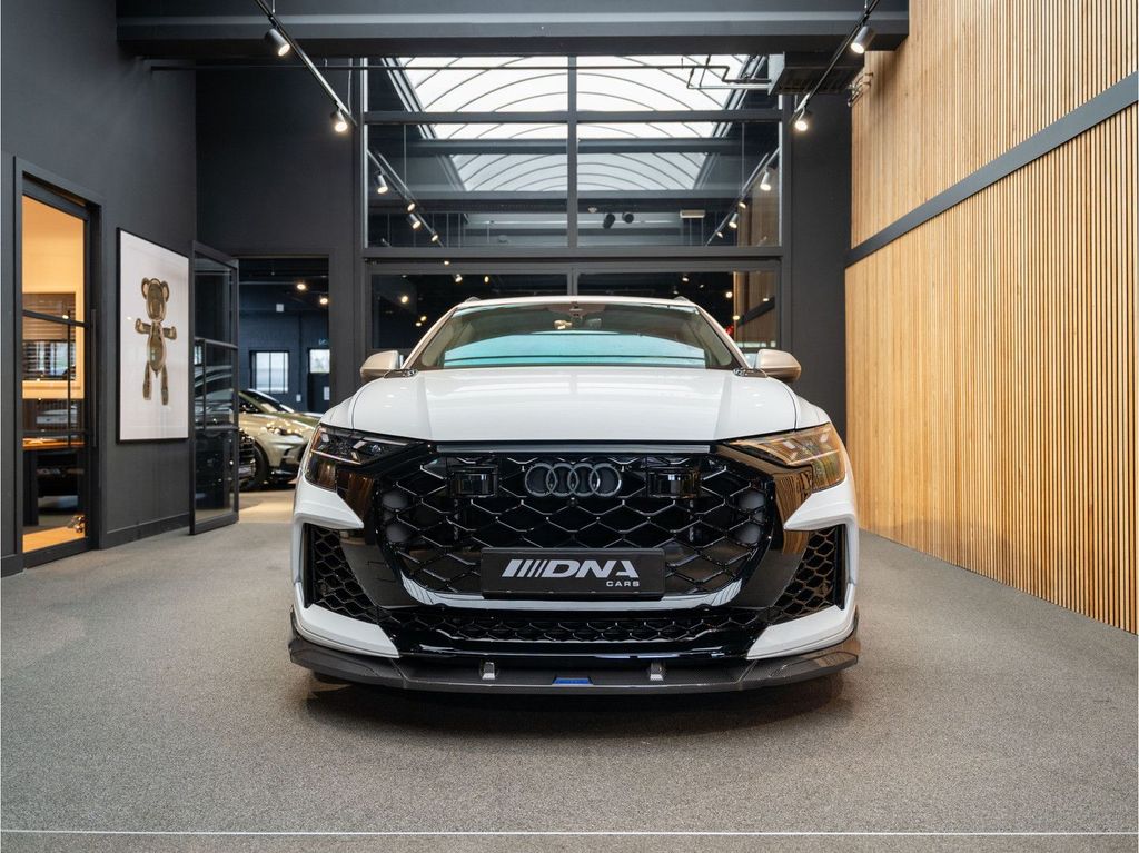 Audi RSQ8 2025