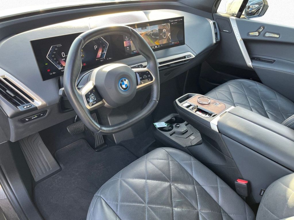 BMW iX 2023