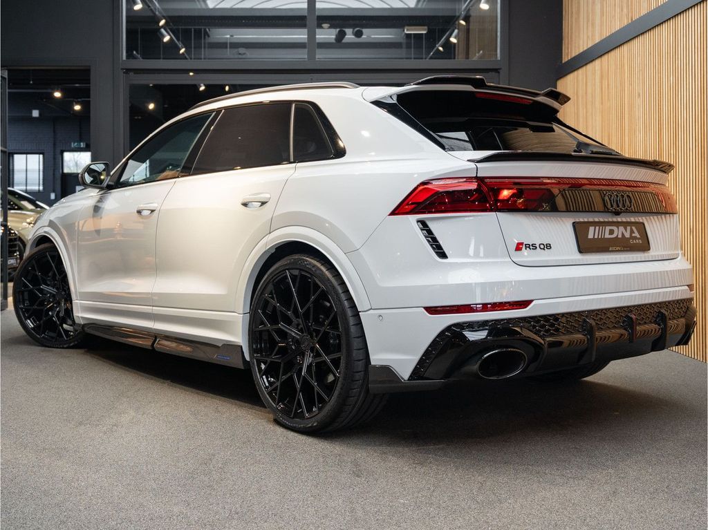 Audi RSQ8 2025