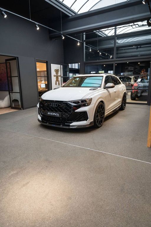 Audi RSQ8 2025