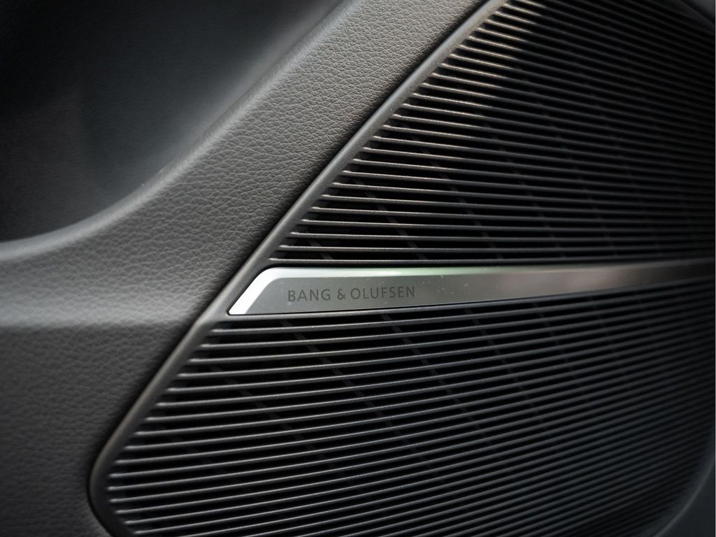Audi RSQ8 2025