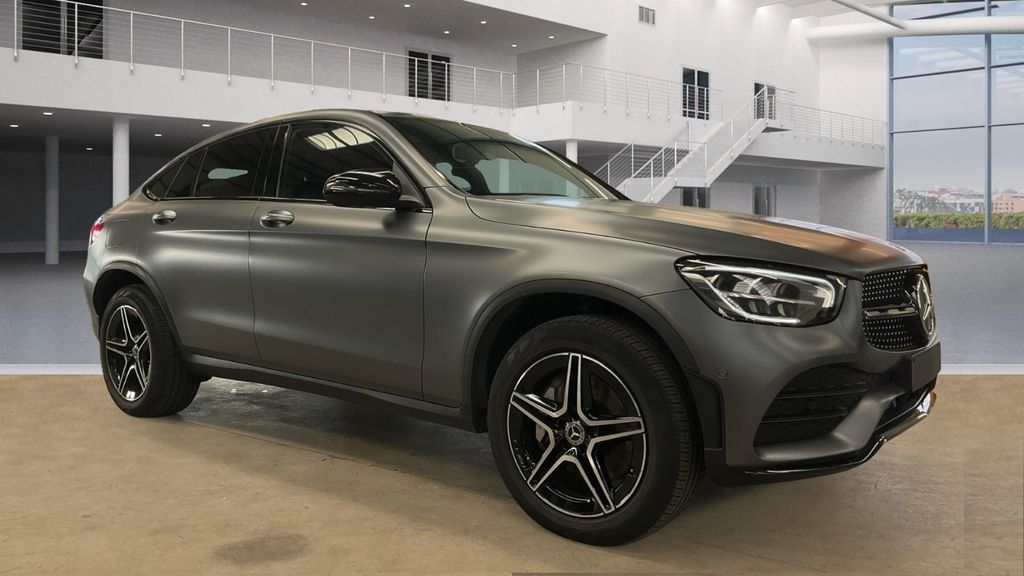 Mercedes-Benz GLC 300 2021