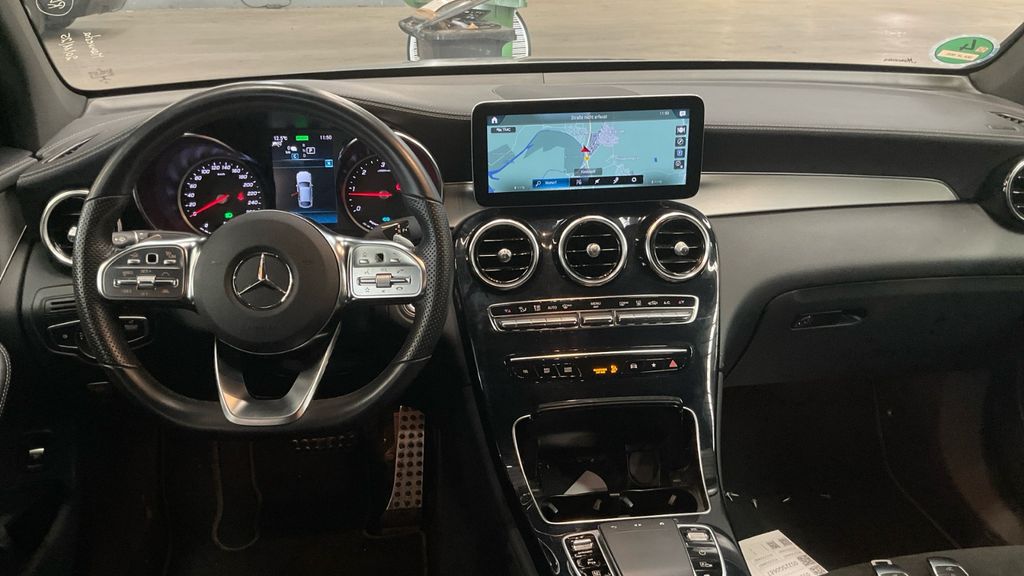 Mercedes-Benz GLC 300 2021