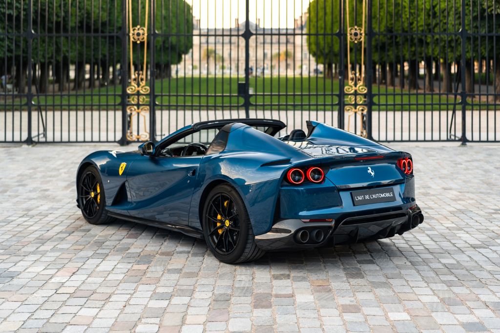 Ferrari 812 2020