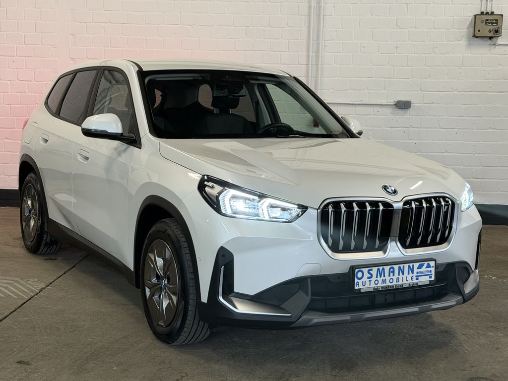 BMW iX1 2023