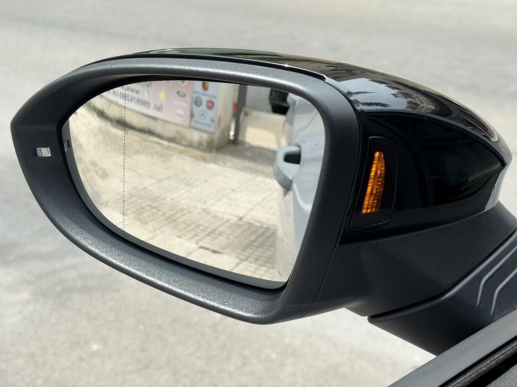 Volkswagen Golf 2024