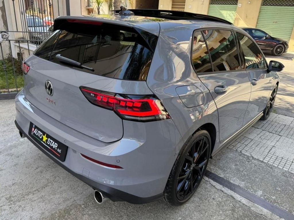 Volkswagen Golf 2024
