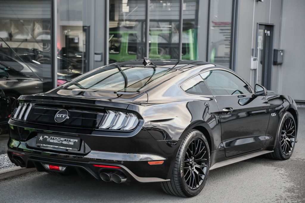 Ford Mustang 2021