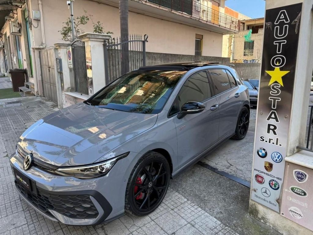 Volkswagen Golf 2024