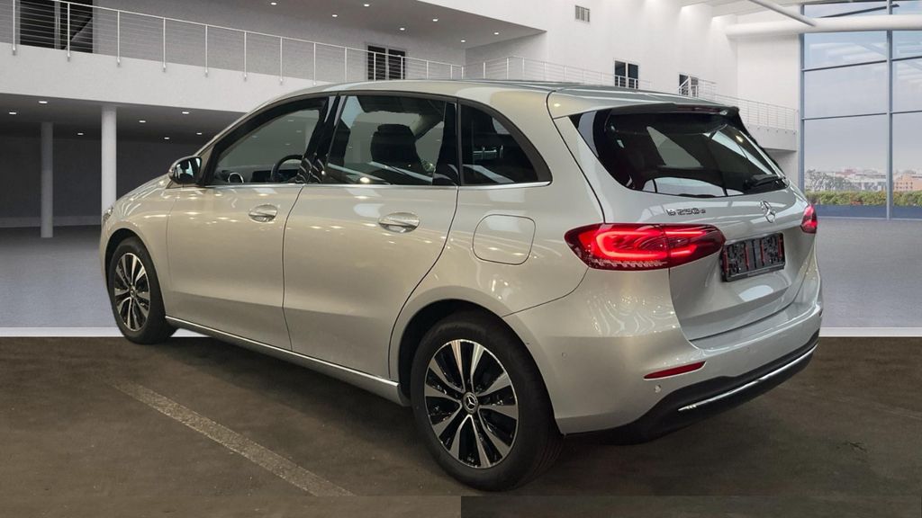 Mercedes-Benz B 250 2022