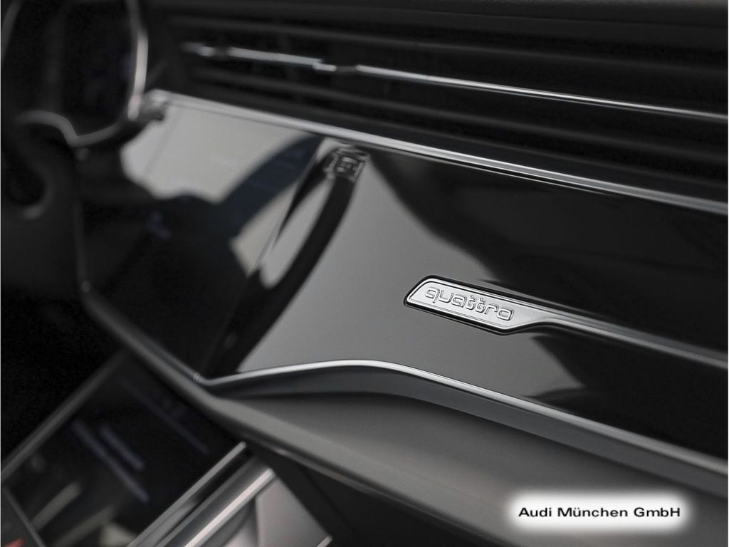 Audi Q8 2023