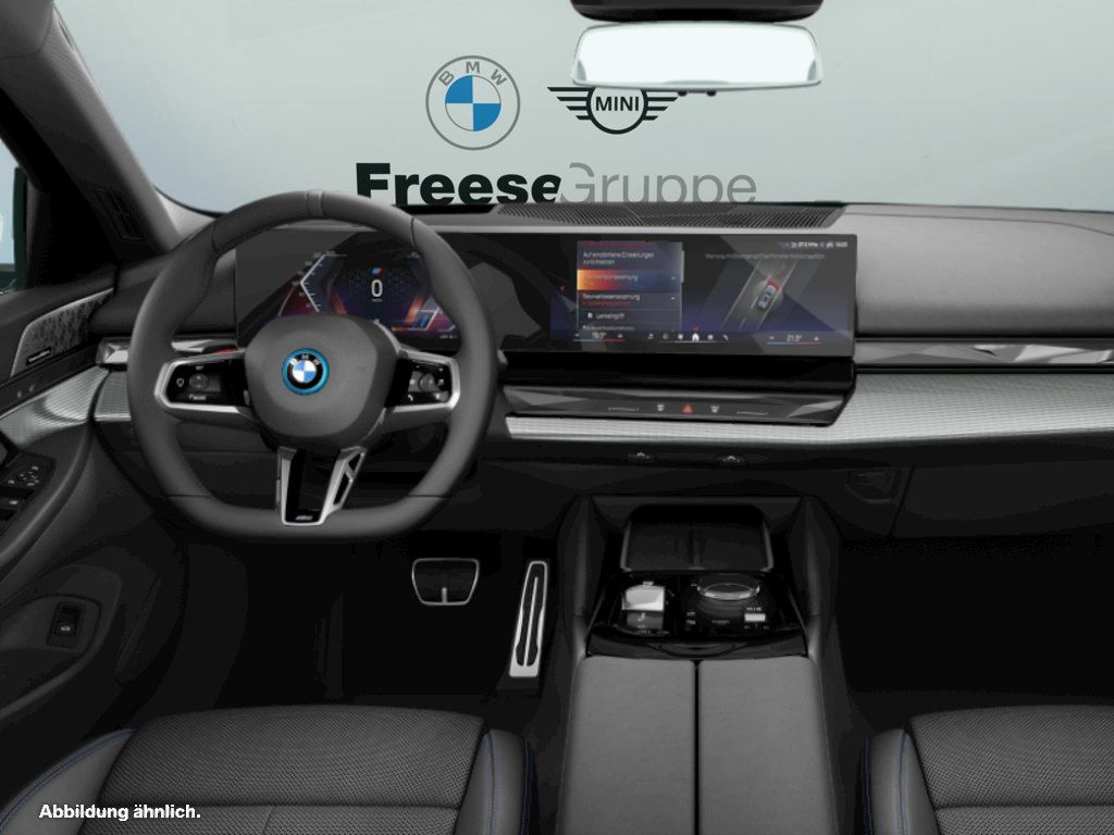 BMW i5 2025