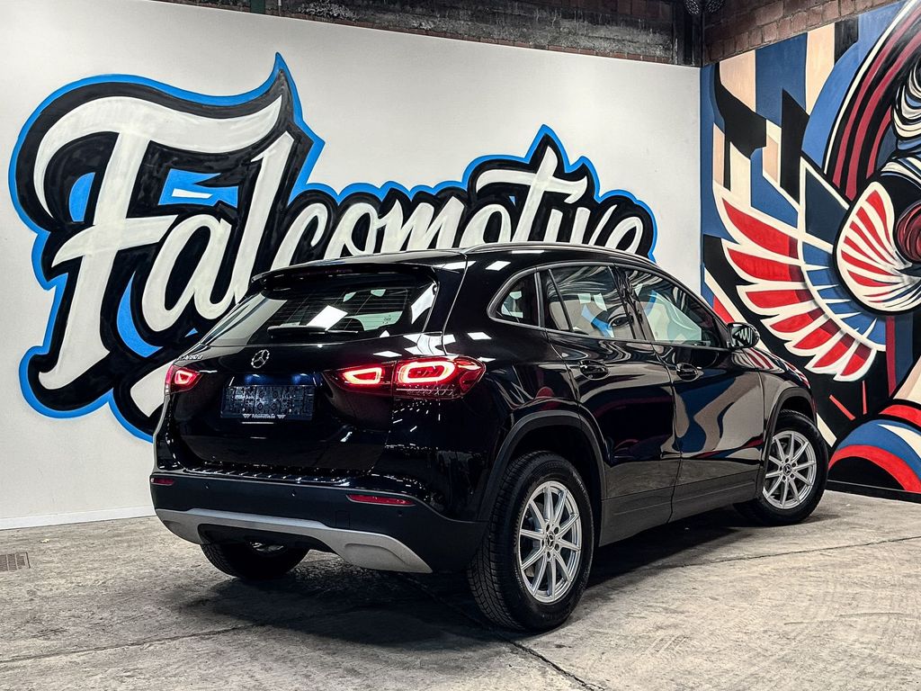 Mercedes-Benz GLA 180 2021