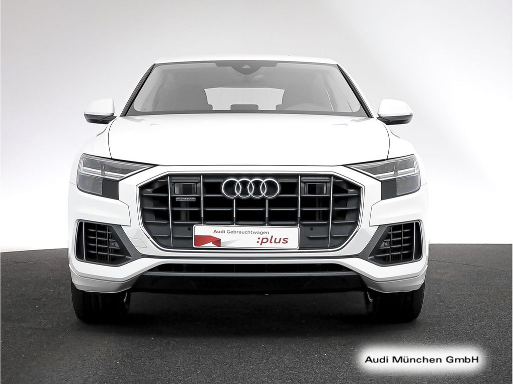 Audi Q8 2023
