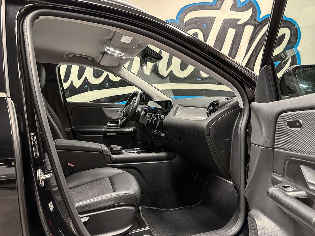 Mercedes-Benz GLA 180 2021