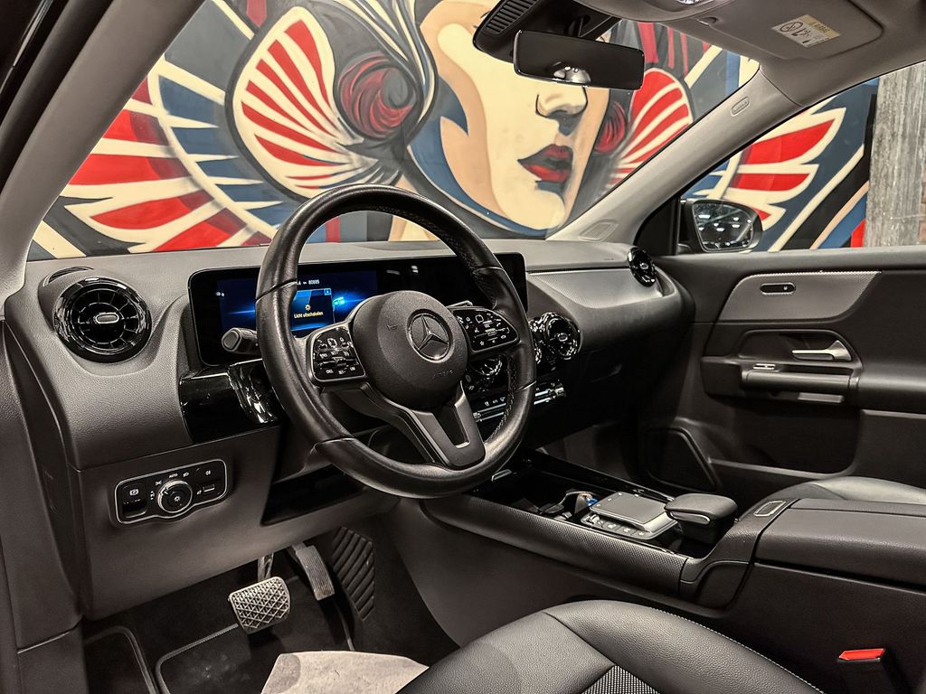 Mercedes-Benz GLA 180 2021