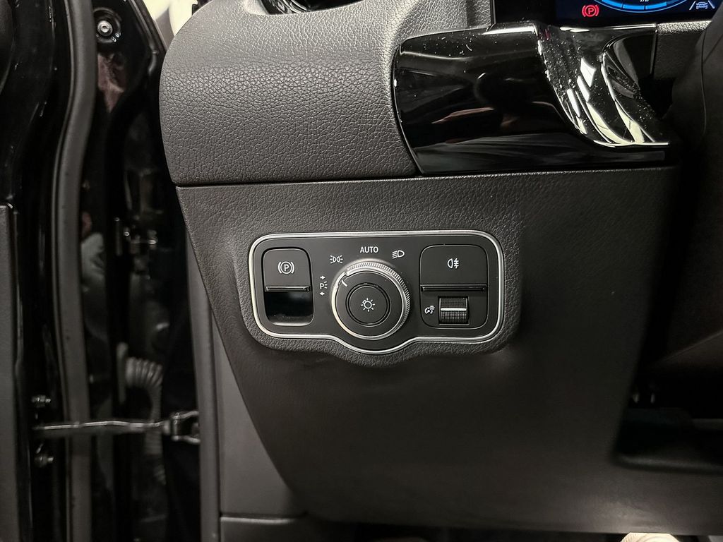 Mercedes-Benz GLA 180 2021