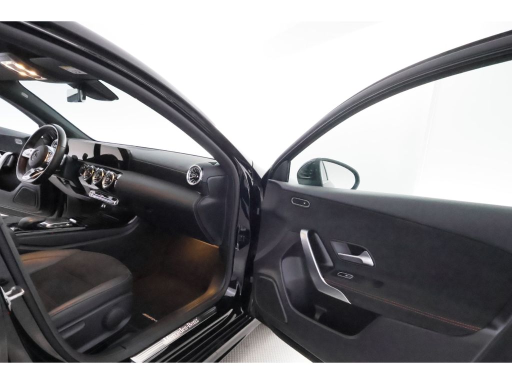 Mercedes-Benz A 200 2022