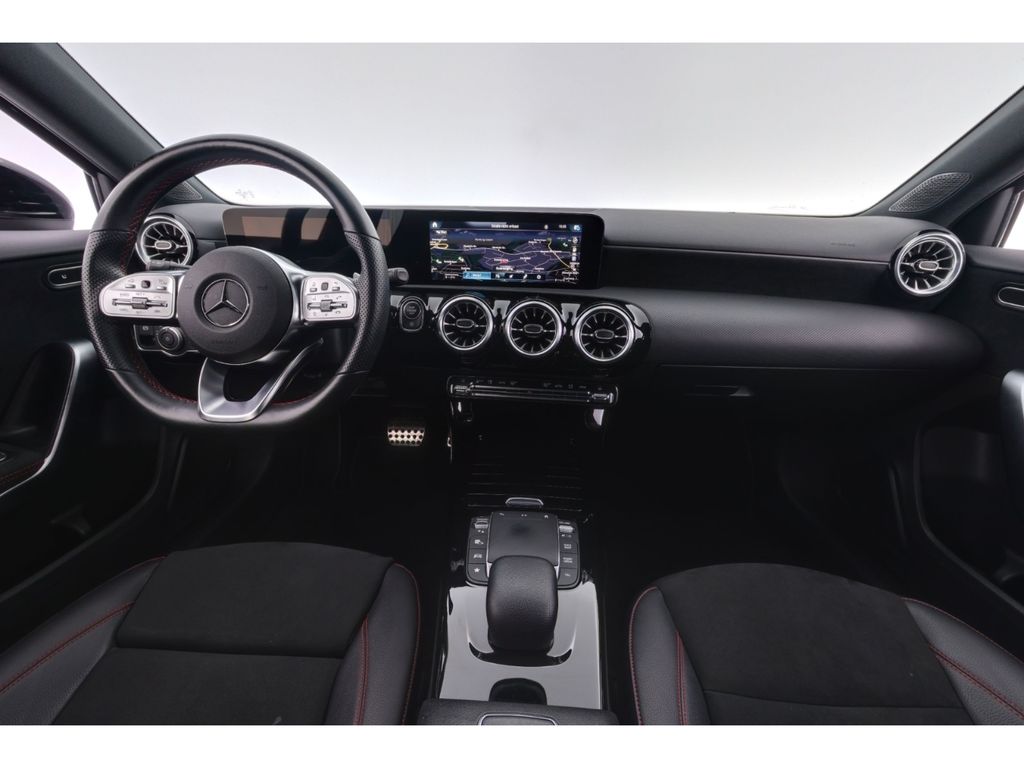 Mercedes-Benz A 200 2022